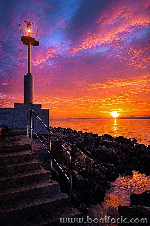 bukalanternazalazskale1mal