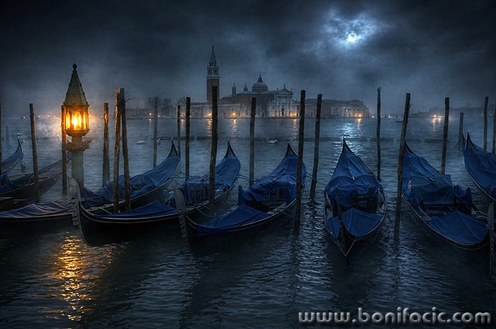 venecijagondolenoc1mal