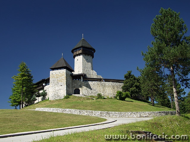 travel___Old Town On Hill___Velika Kladusa, Bosna I Hercegovina.