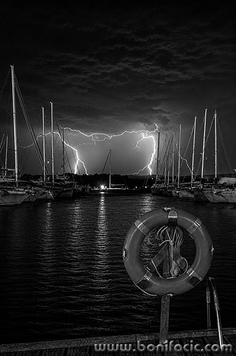 marinamunjenoc27bwmal