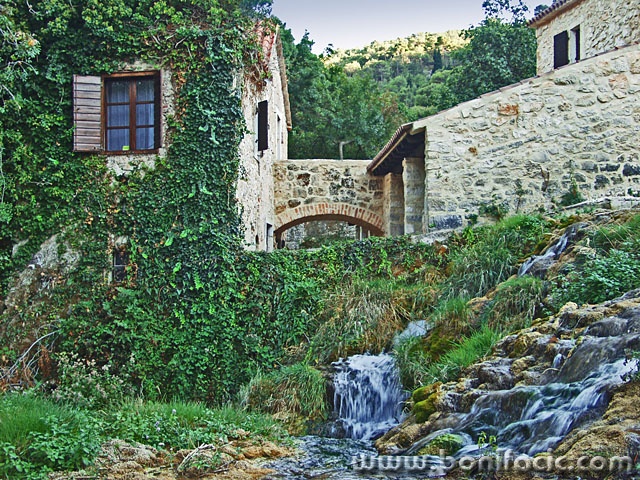 travel___Stone Village___National Park Krka, Croatia.