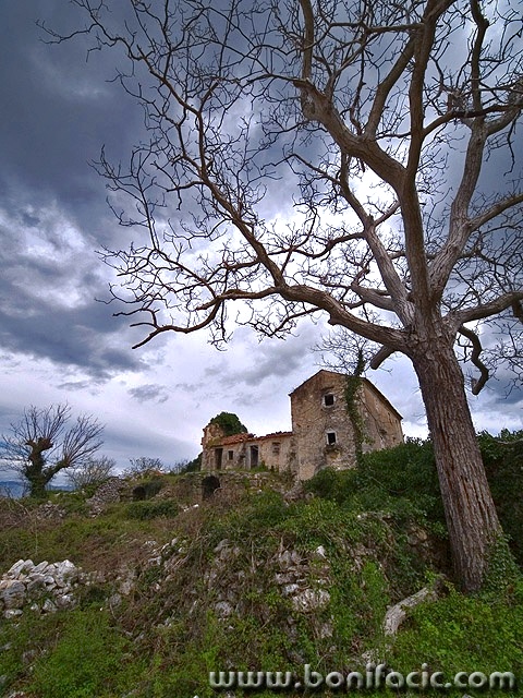 travel___Thrill House___Tribulje, Croatia.