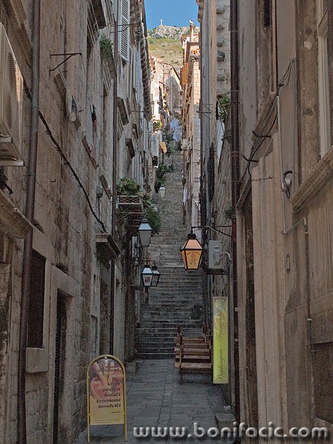 travel___Top Hill Cross___Dubrovnik, Croatia.