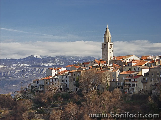travel___Town Over Sea___Vrbnik, Croatia.