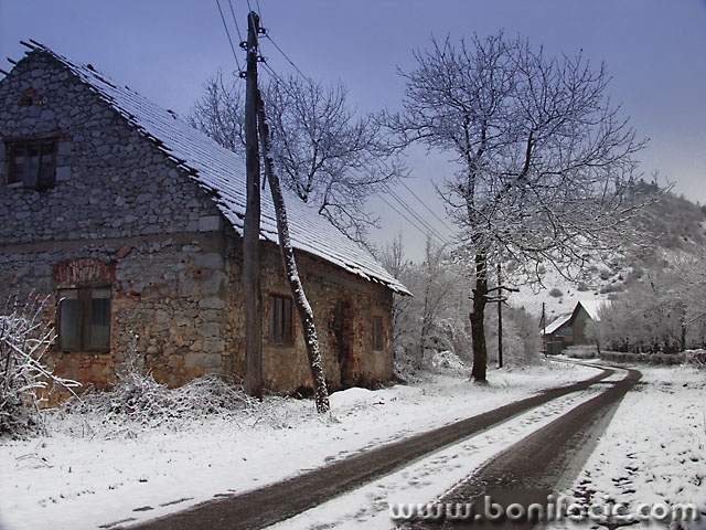 travel___Track___Modrus, Croatia.