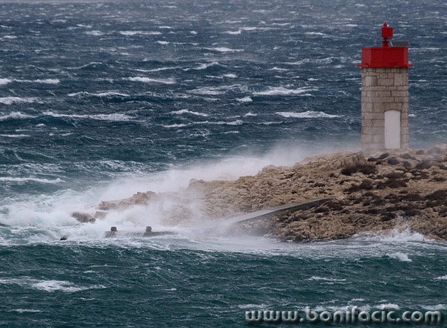 nature___Head Wind___Klimno, Croatia.