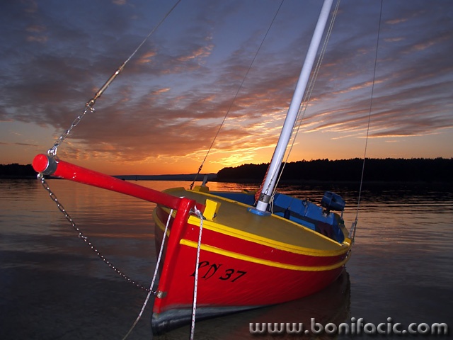 stilllife___Stranded___Punat, Croatia.