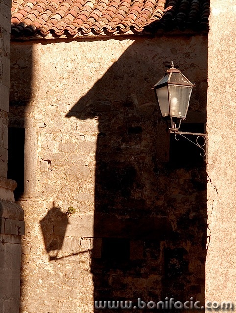 stilllife___Shadow On The Wall___Hum, Croatia.