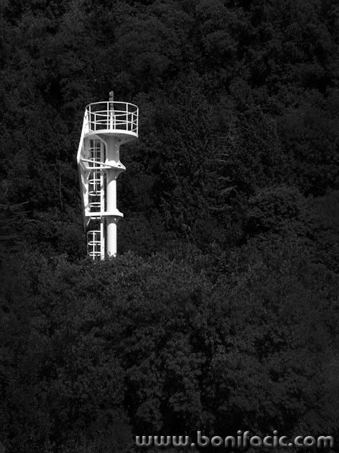 svjetionikomisalj1BW copymal