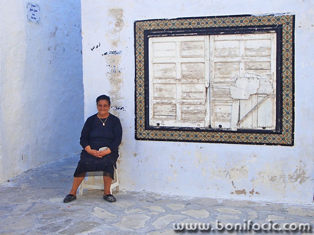 people___Outside___Hammamet, Tunisia.