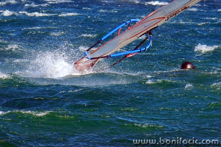 surferrazoruzan1