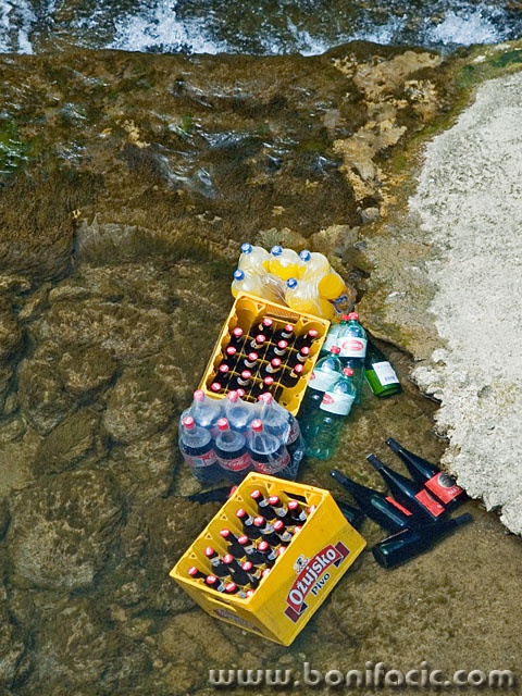 stilllife___Cooler___Zeleni Vir, Croatia.