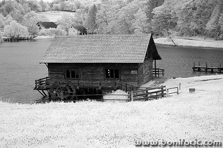 topusko2BWmal