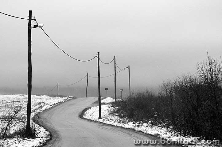 estasabljakselo1BWmal