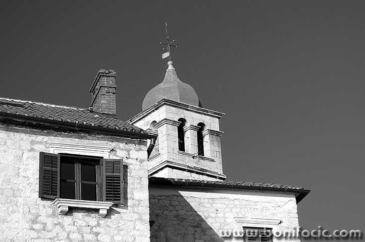 lumixsibenik51BWmal