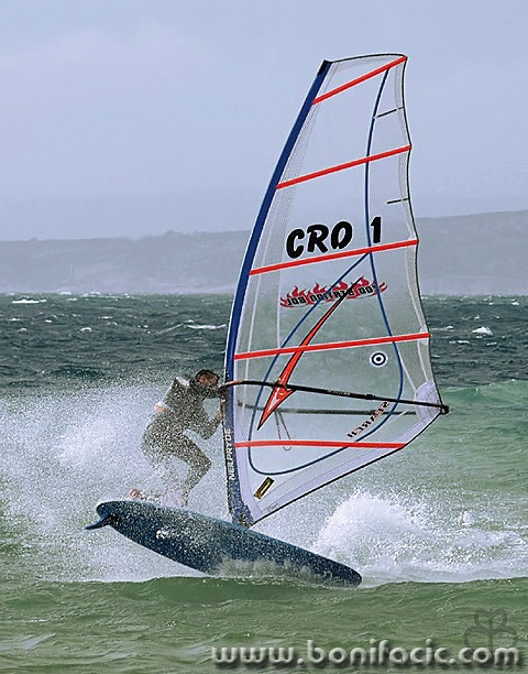 action___Circle___Punat, Croatia.