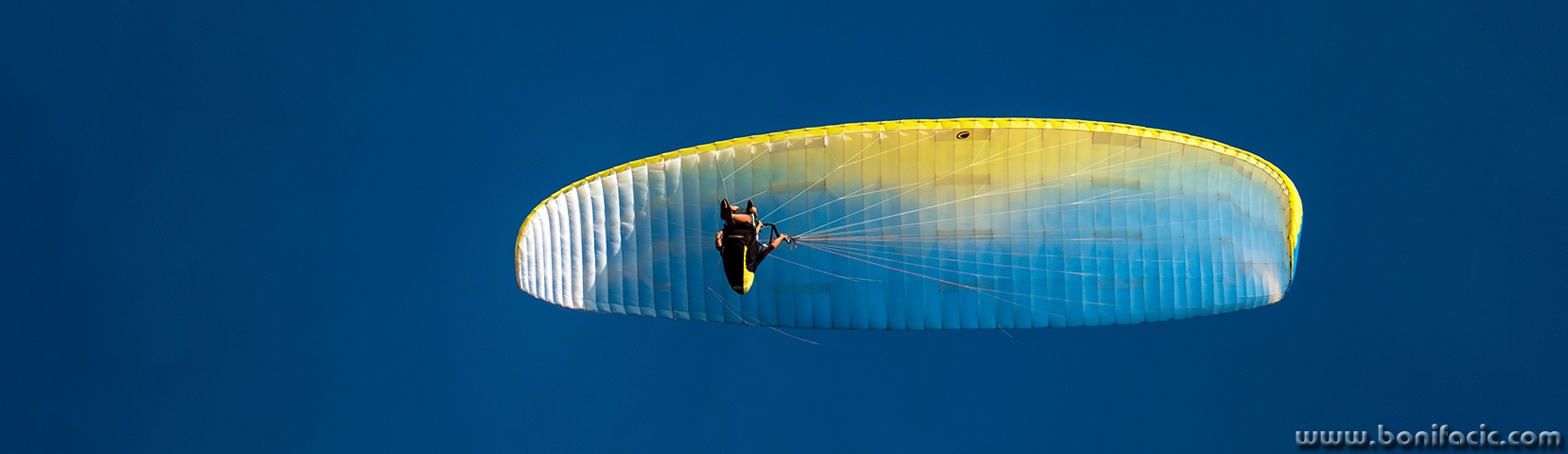paraglider1panomal