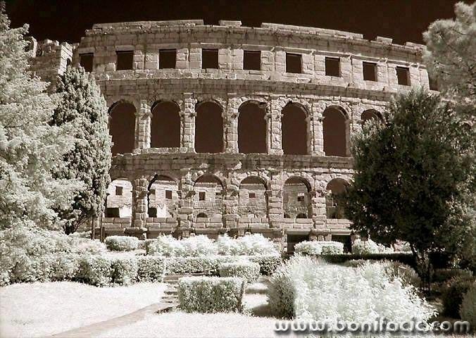 bw___Arena Outside___Pula, Croatia.