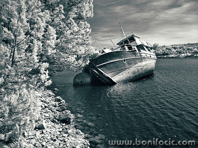 bw___High And Dry___Punta Kriza, Croatia.
