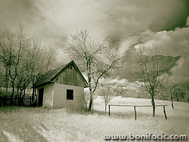 bw___Little Cottage___Skradnik, Croatia.