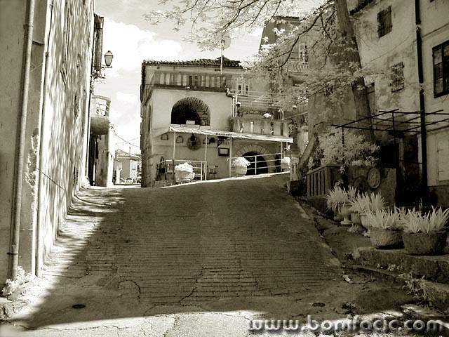 bw___Old Town___Dobrinj, Croatia.