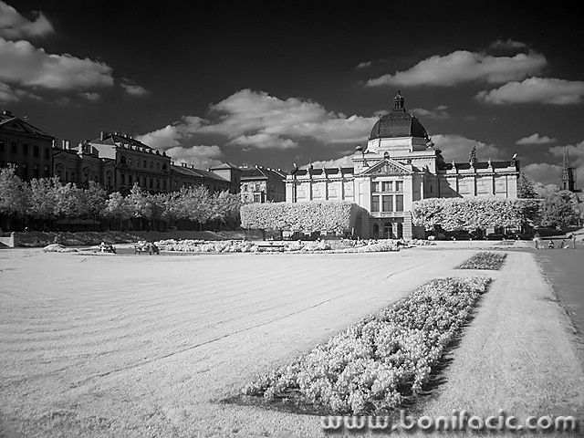 bw___Pavilion Of Art___Zagreb, Croatia.