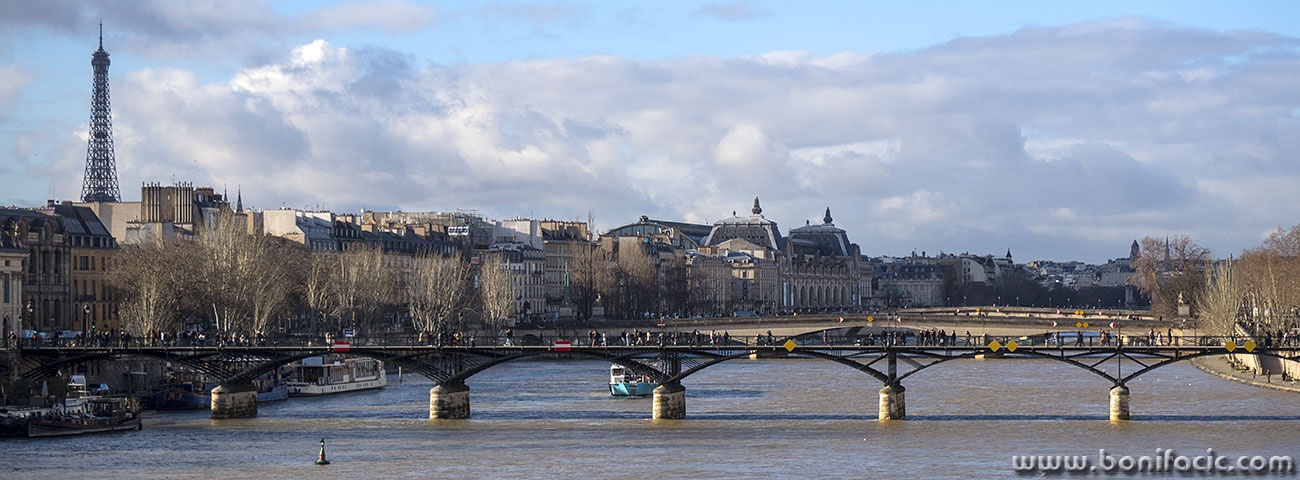 paris56panomal