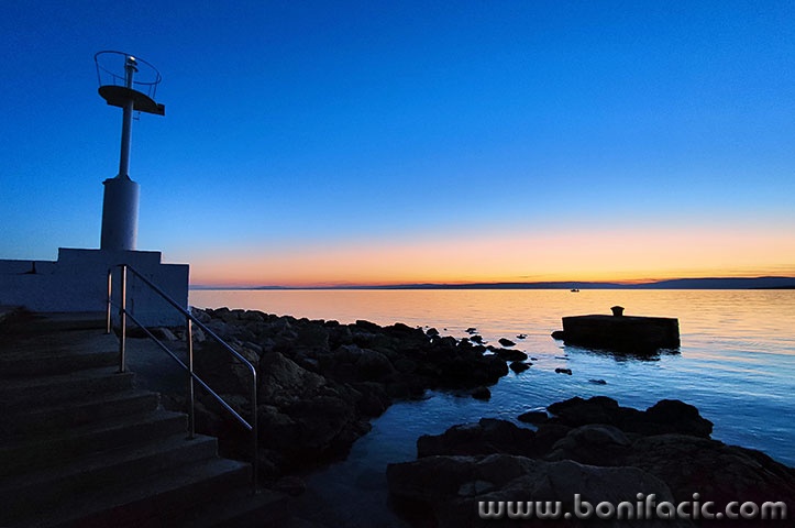 bukalanternavecer1mal