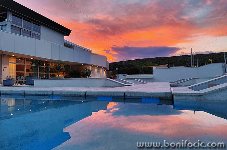 marinarestoranboje1mal