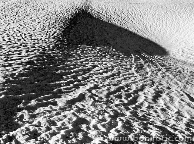 bw___Triangle___Begovo Razdolje, Croatia.