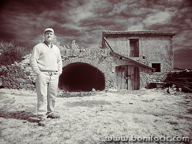 bw___Village People___Muraj, Croatia.
