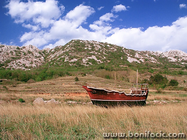 travel___Arca___Baska, Croatia.