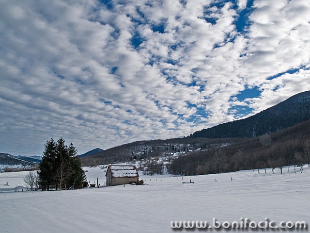 travel___Barn___Krasno, Croatia.