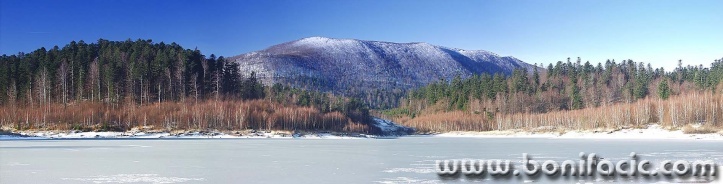 panorama___Frozen Lake___Fuzine, Croatia.