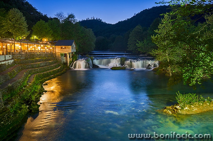 bihkostalskibuknoc1mal