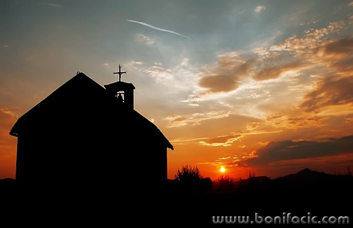 travel___Evening Bell___Vinicica, Croatia.