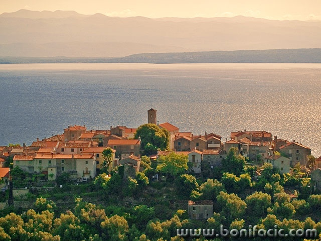 travel___Eveving___Beli, Croatia.