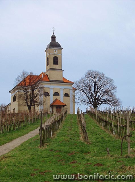 travel___Kapela___Slovenia.